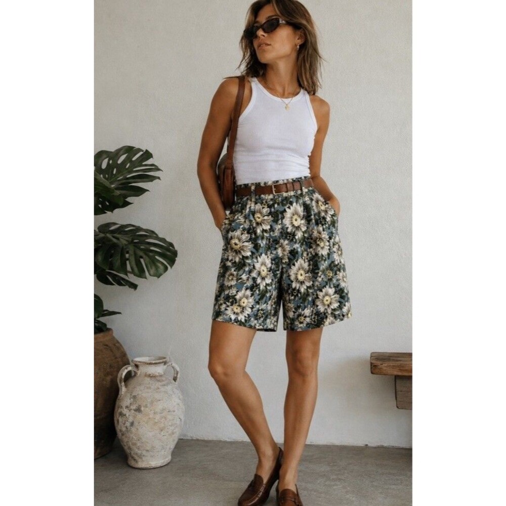Enchante Vtg. Culottes Shorts Size 10 Women's Blue Floral Cotton High Waist NEW